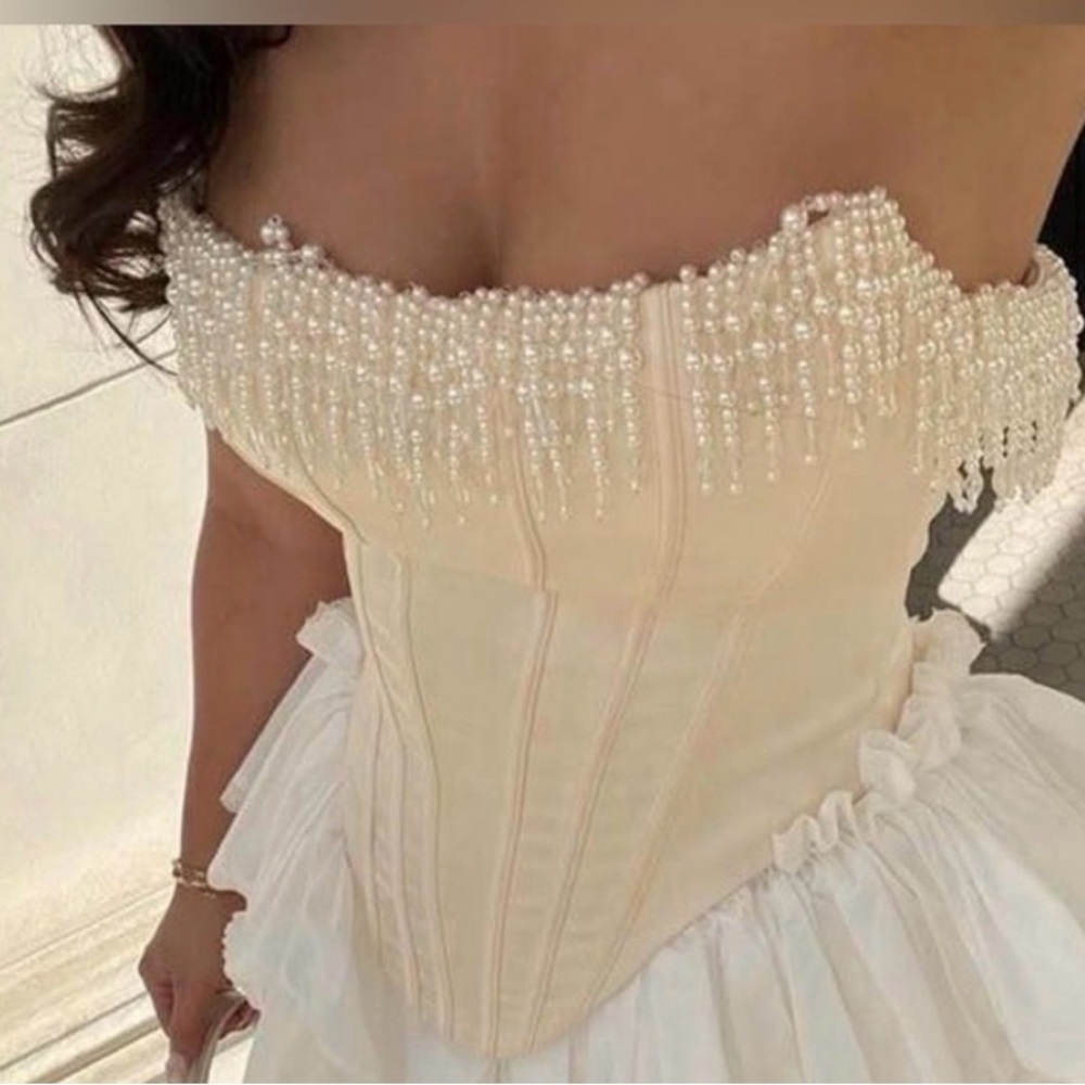 House of CB Ivory‎ Corset with Pearl Accents Sz M